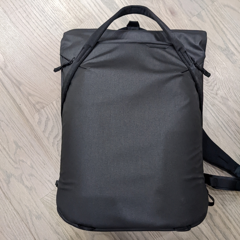 NWT Peak Design Everyday Tote Pack 20K